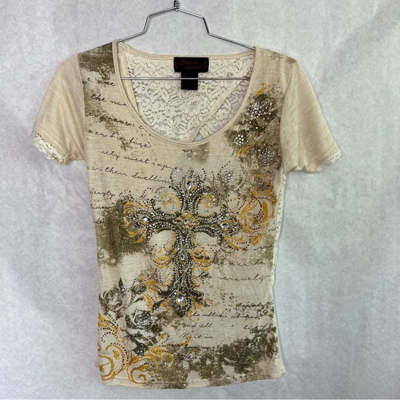 Tops - Cowgirl legend T shirt western cross women’s size medium